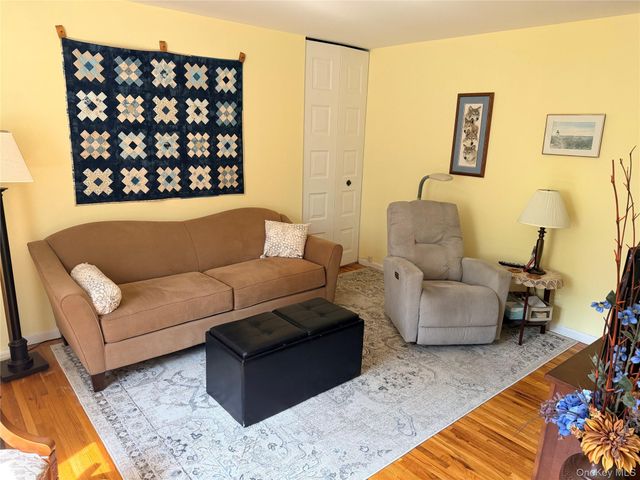 42 Manor Drive 42, Cornwall, NY 12518
