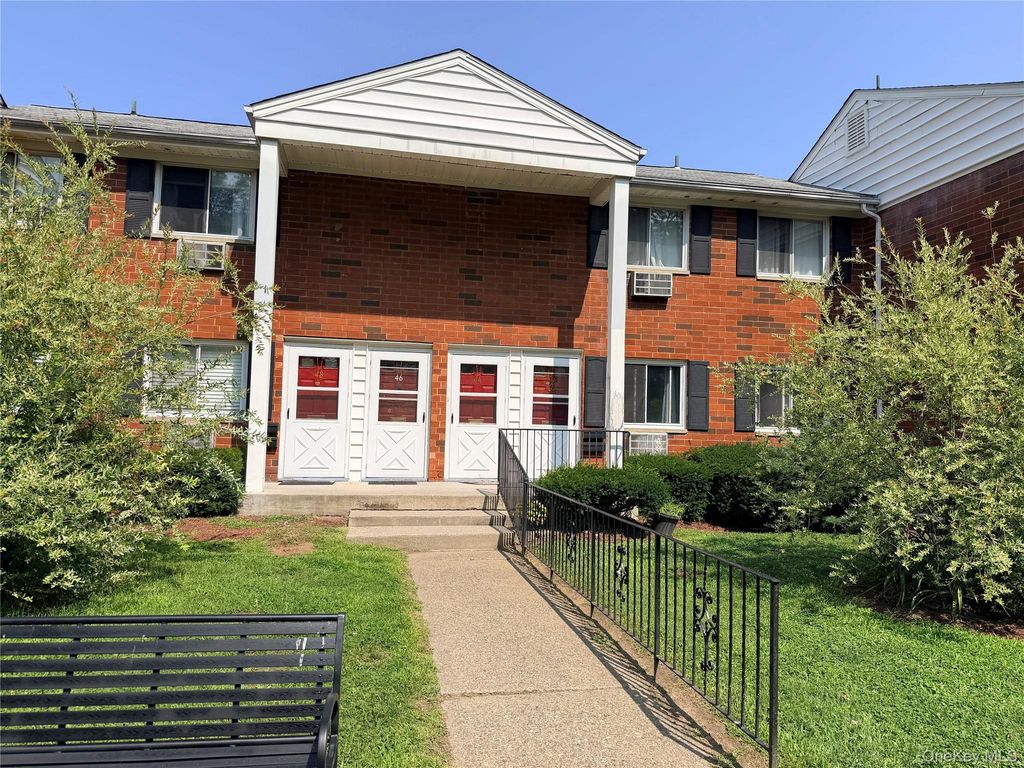 42 Manor Drive 42, Cornwall, NY 12518