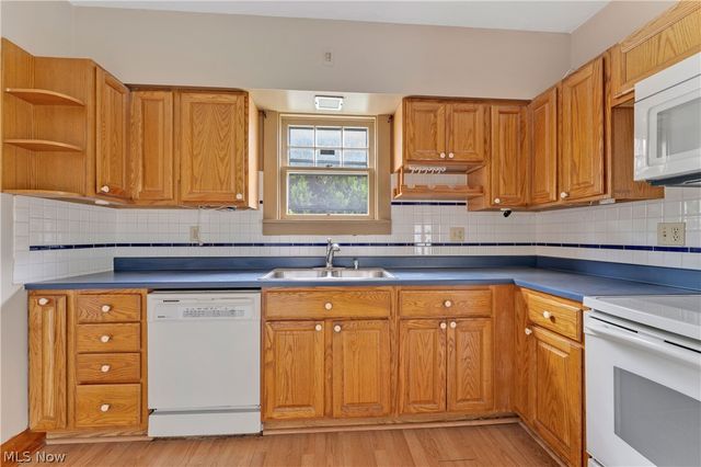 486 7th Street, Struthers, OH 44471