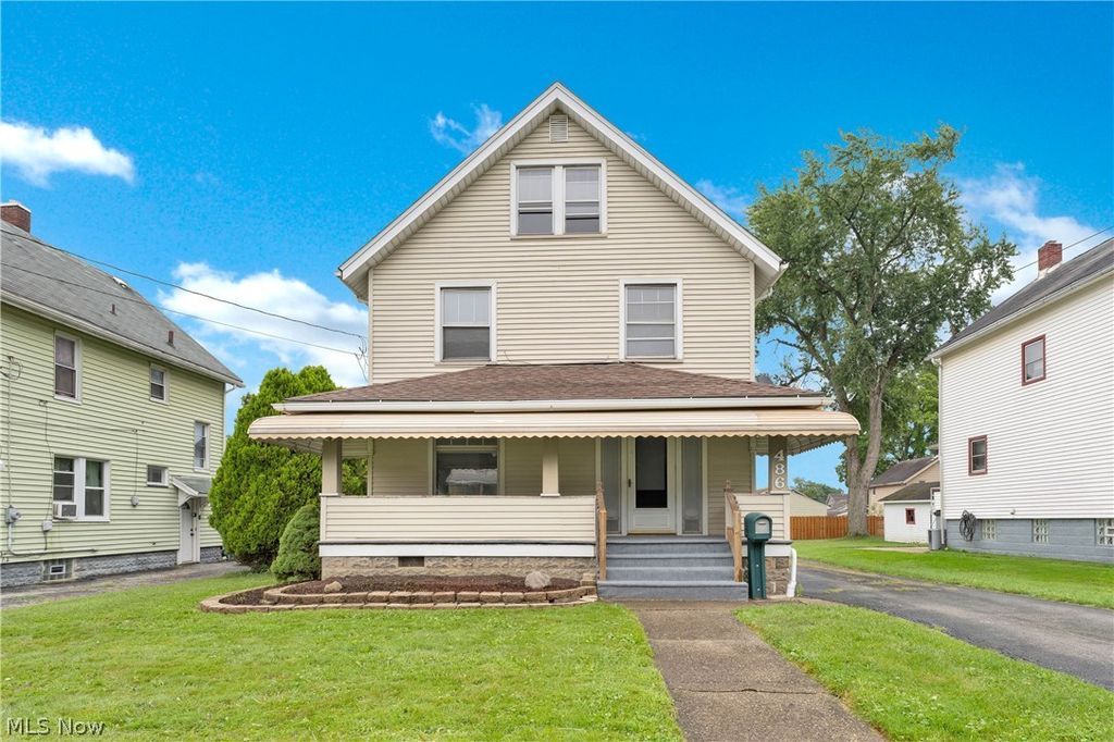 486 7th Street, Struthers, OH 44471