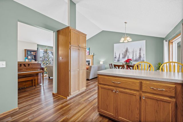 723 Florida Street SW, Lonsdale, MN 55046