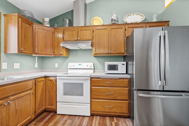 723 Florida Street SW, Lonsdale, MN 55046