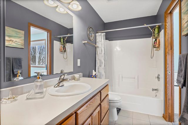 723 Florida Street SW, Lonsdale, MN 55046