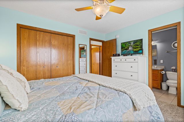 723 Florida Street SW, Lonsdale, MN 55046