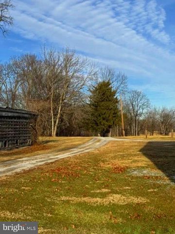 2152 RITNER HWY, Carlisle, PA 17015