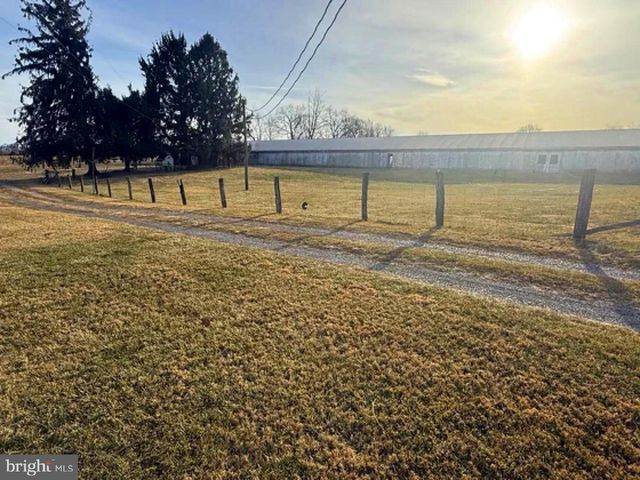 2152 RITNER HWY, Carlisle, PA 17015