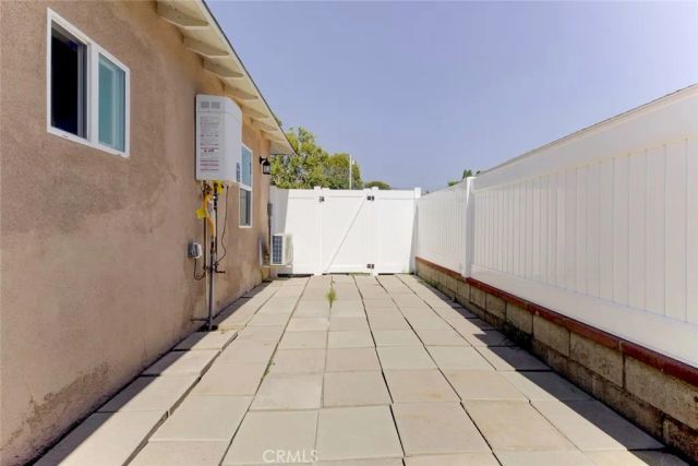 10935 Nassau Avenue, Sunland, CA 91040