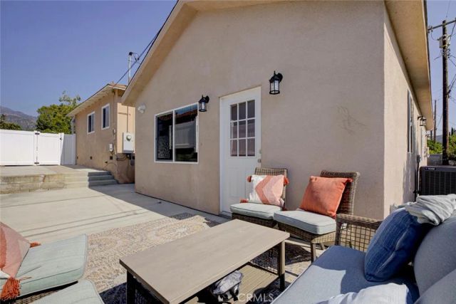 10935 Nassau Avenue, Sunland, CA 91040