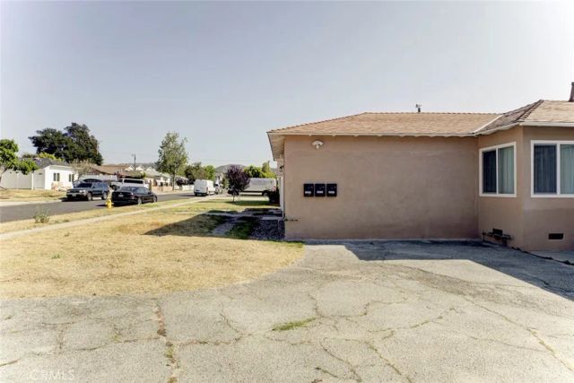 10935 Nassau Avenue, Sunland, CA 91040