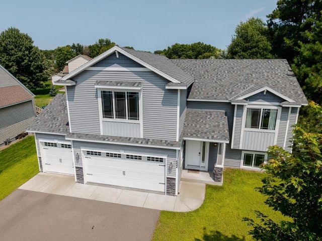 1522 35th Avenue SW, Cambridge, MN 55008
