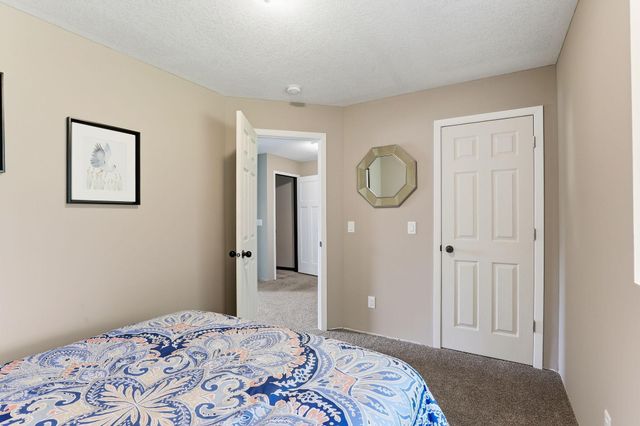 1522 35th Avenue SW, Cambridge, MN 55008