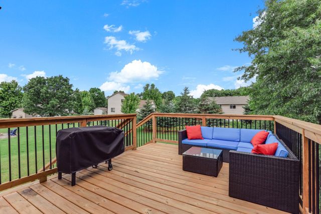1522 35th Avenue SW, Cambridge, MN 55008
