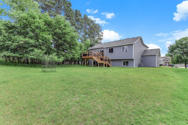 1522 35th Avenue SW, Cambridge, MN 55008