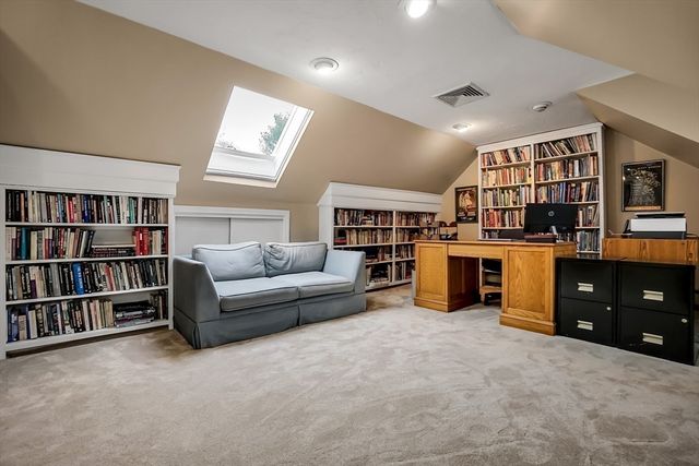 23 Fredric Lane, Mansfield, MA 02048