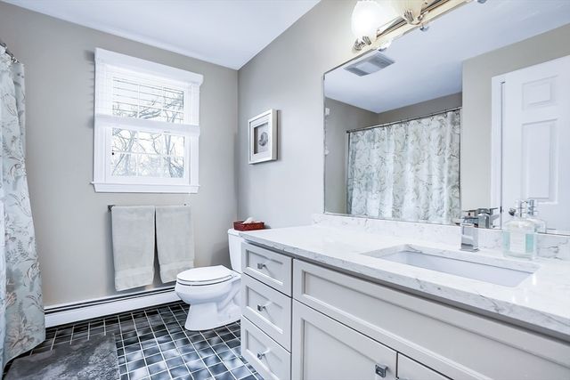 23 Fredric Lane, Mansfield, MA 02048