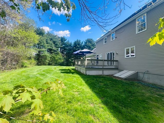 23 Fredric Lane, Mansfield, MA 02048