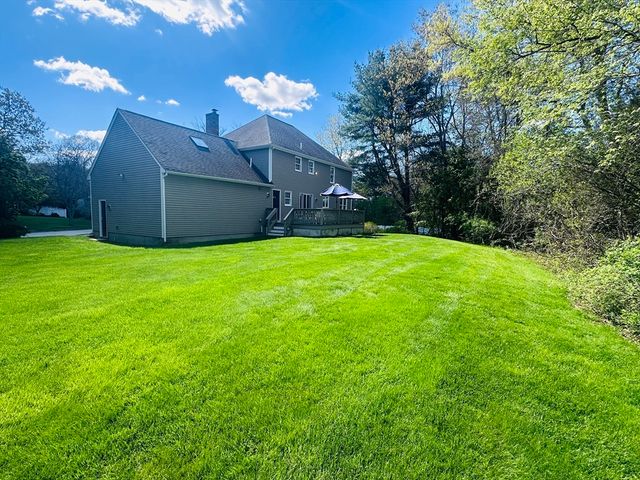 23 Fredric Lane, Mansfield, MA 02048