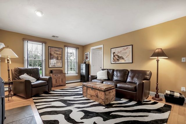 23 Fredric Lane, Mansfield, MA 02048