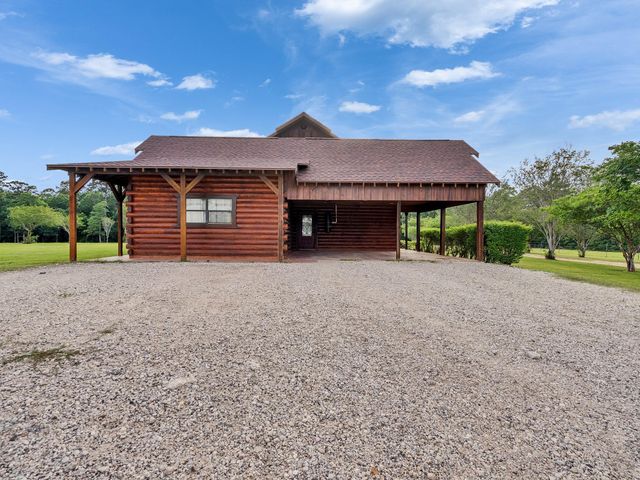 325 Forest Service 217 Road, Shepherd, TX 77371