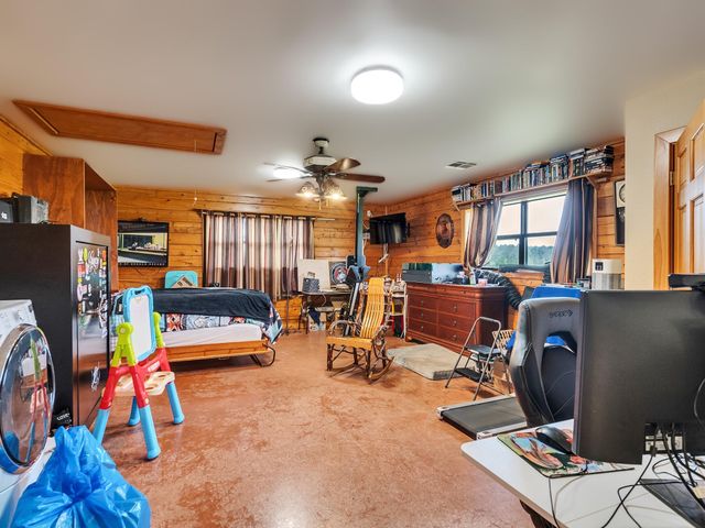 325 Forest Service 217 Road, Shepherd, TX 77371