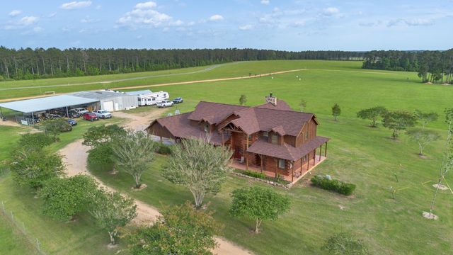 325 Forest Service 217 Road, Shepherd, TX 77371