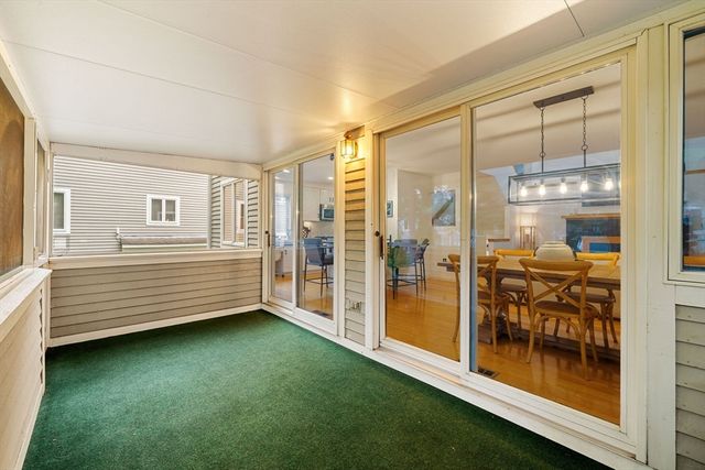 406 Pine Brook Dr 406, Peabody, MA 01960
