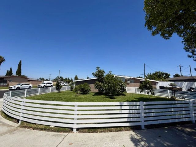11892 Nearing, Anaheim, CA 92804
