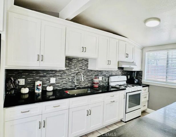11892 Nearing, Anaheim, CA 92804