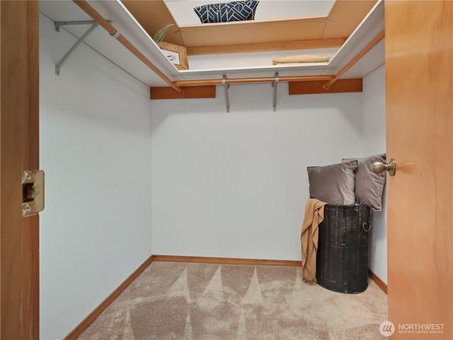 260 Dolphin Avenue NE, Ocean Shores, WA 98569