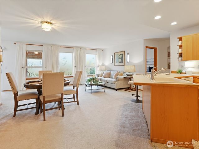 260 Dolphin Avenue NE, Ocean Shores, WA 98569