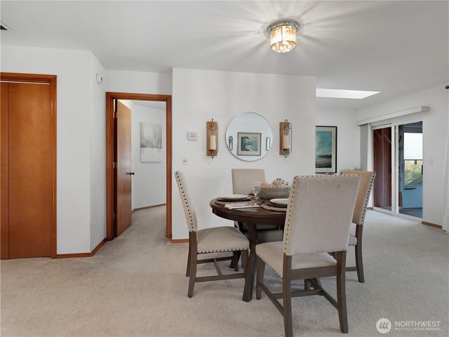 260 Dolphin Avenue NE, Ocean Shores, WA 98569