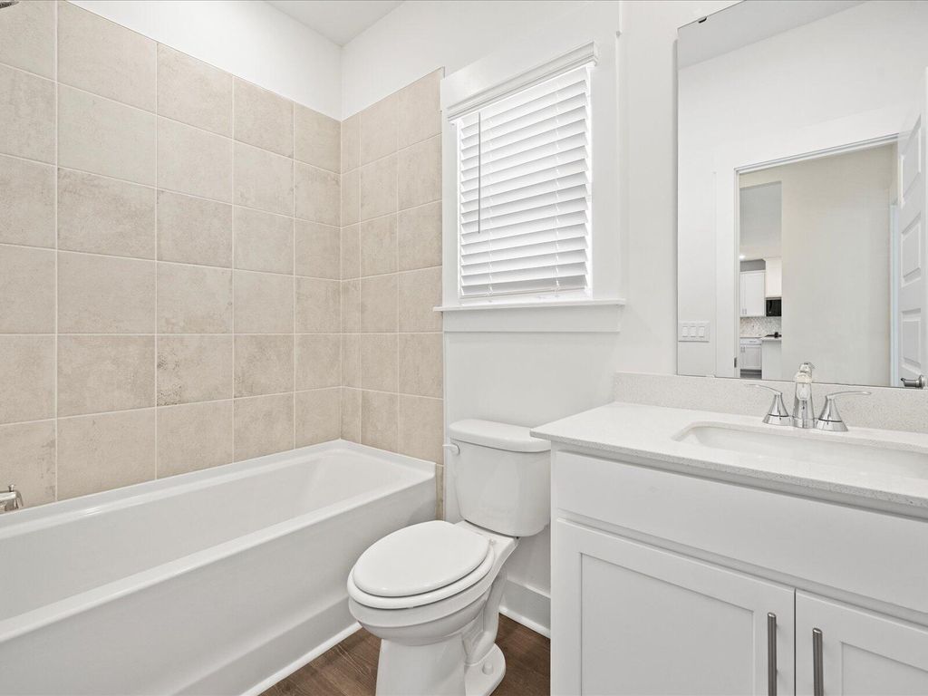 Image 24 of property listing at 353 Calm Water Way, Summerville, SC 29486