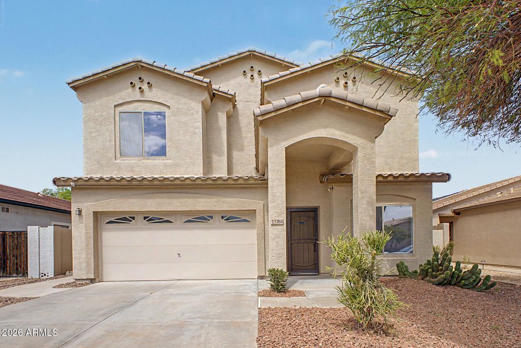 13784 W COUNTRY GABLES Drive, Surprise, AZ 85379 — exterior
