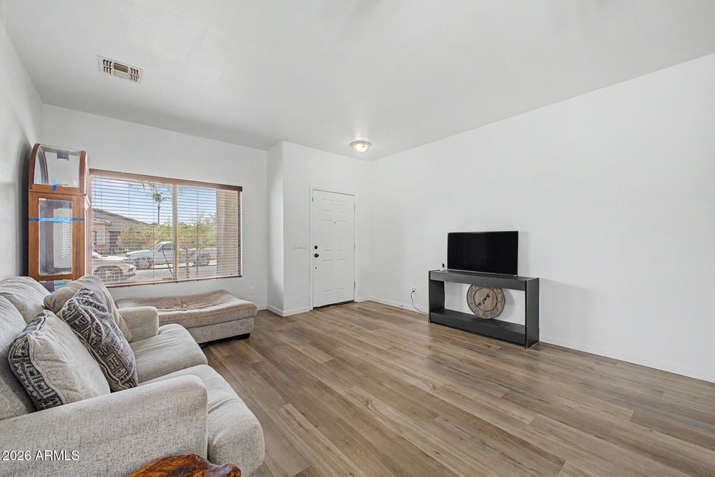 13784 W COUNTRY GABLES Drive, Surprise, AZ 85379 — photo 5