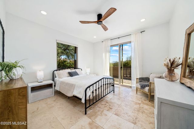 5775 N Campbell Avenue, Tucson, AZ 85718