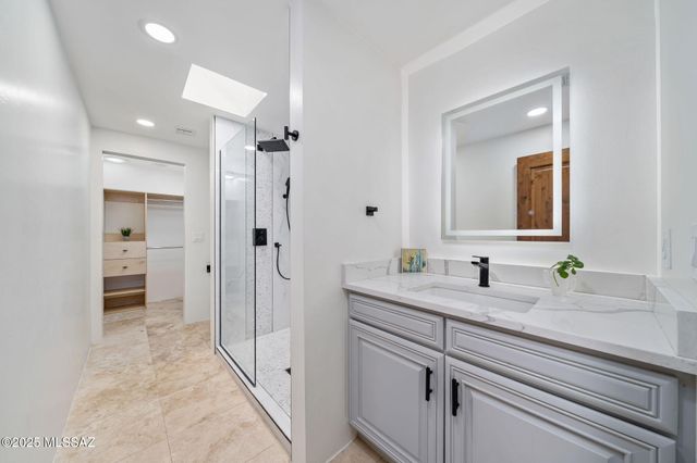 5775 N Campbell Avenue, Tucson, AZ 85718