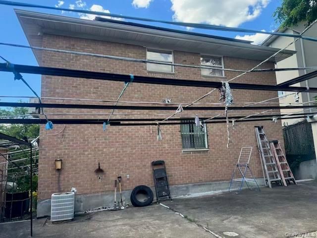 250-56 39th Road, Little Neck, NY 11363
