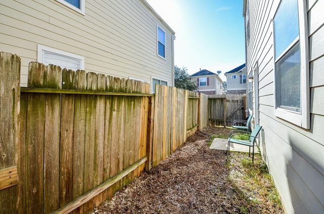 3747 W Ashford Villa, Houston, TX 77082