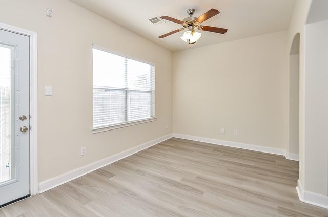 3747 W Ashford Villa, Houston, TX 77082