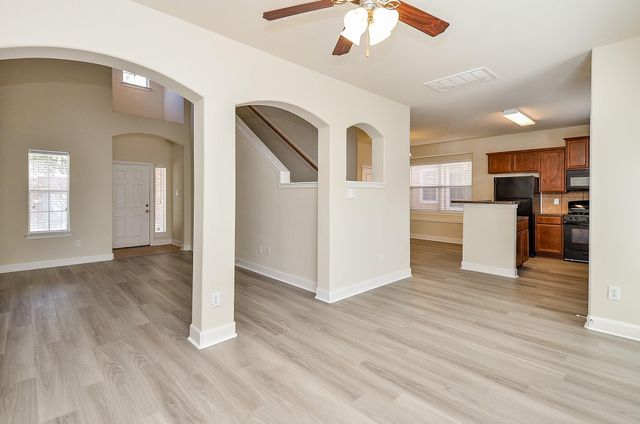 3747 W Ashford Villa, Houston, TX 77082