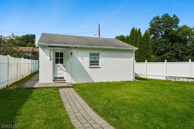 69 Broad St, Summit City, NJ 07901