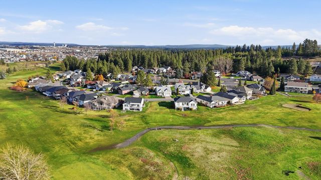 7916 S Parway Ln, Cheney, WA 99004