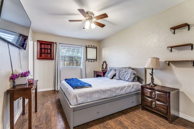 6037 Highcrest Drive, Watauga, TX 76148