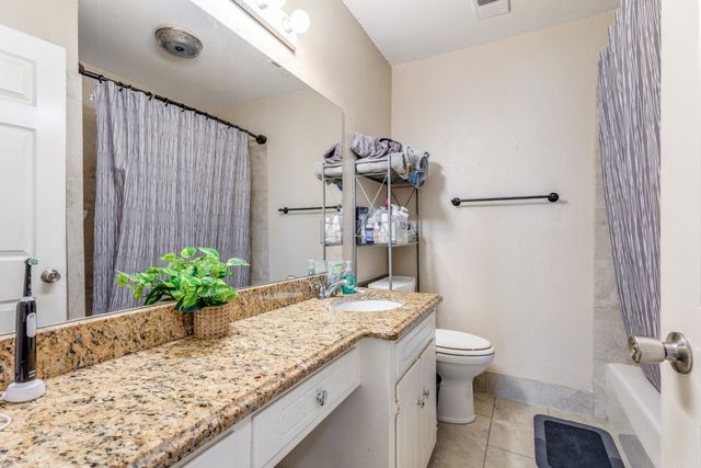 6037 Highcrest Drive, Watauga, TX 76148