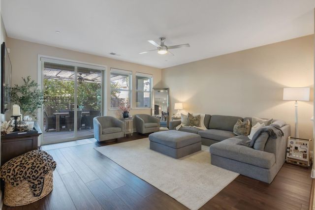 11337 N Cherry Sage Avenue, Fresno, CA 93730