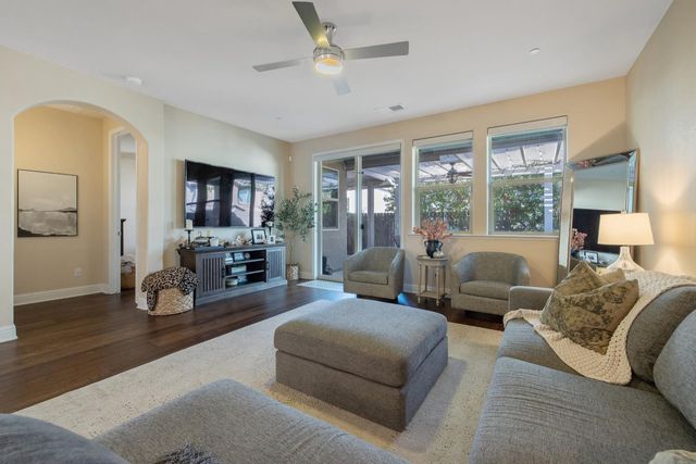 11337 N Cherry Sage Avenue, Fresno, CA 93730