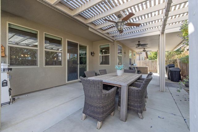 11337 N Cherry Sage Avenue, Fresno, CA 93730