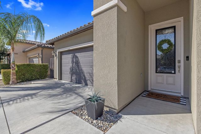 11337 N Cherry Sage Avenue, Fresno, CA 93730