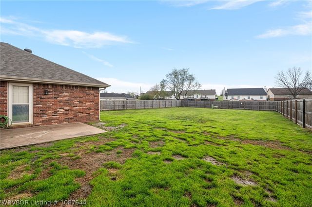 6900 Red Bud Drive, Fort Smith, AR 72916