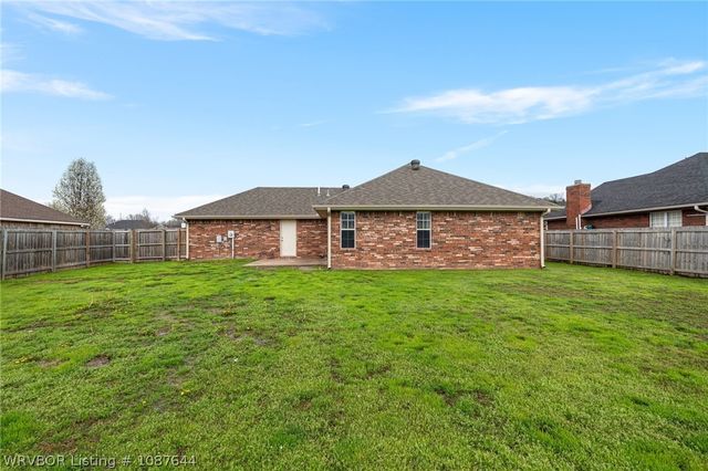 6900 Red Bud Drive, Fort Smith, AR 72916